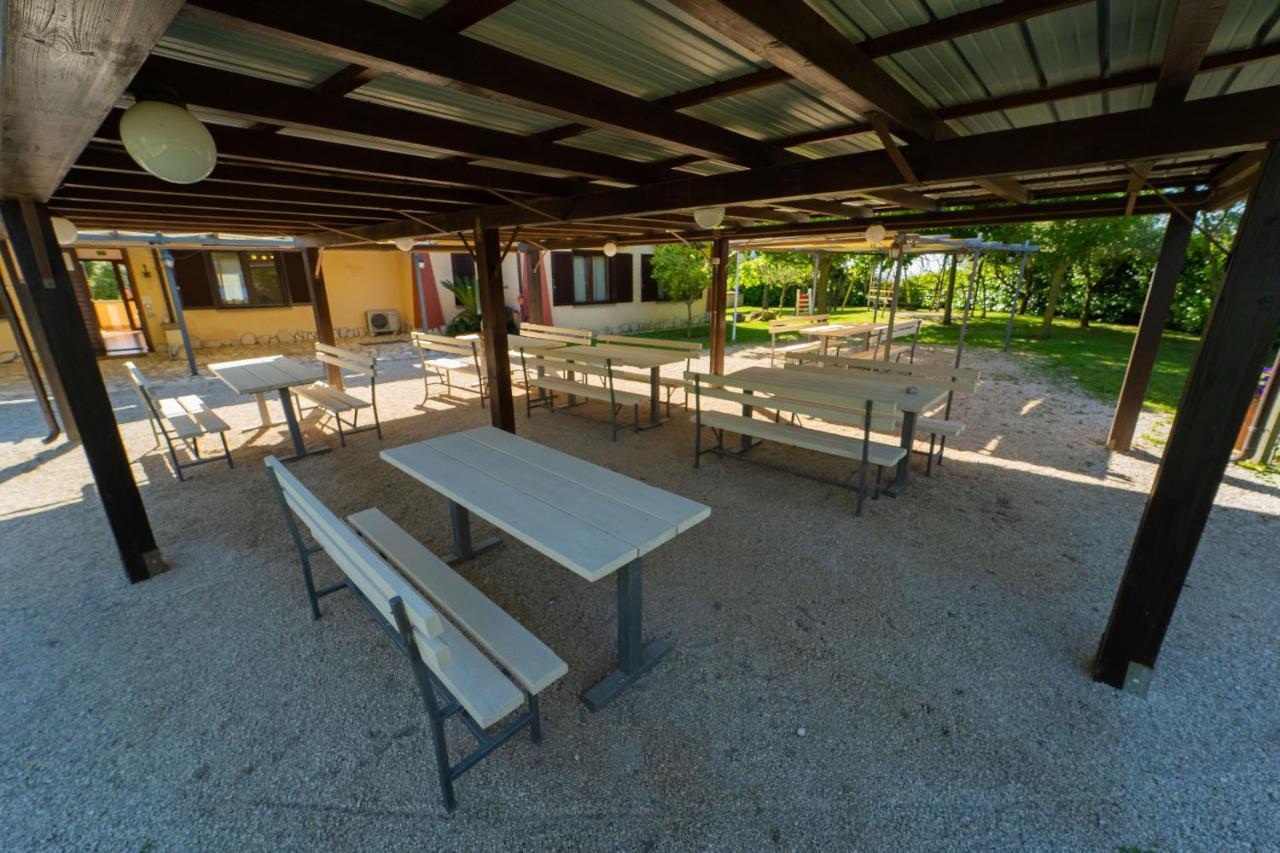Agriturismo Zugarelli อันกุยลารา ซาบาเซีย ภายนอก รูปภาพ
